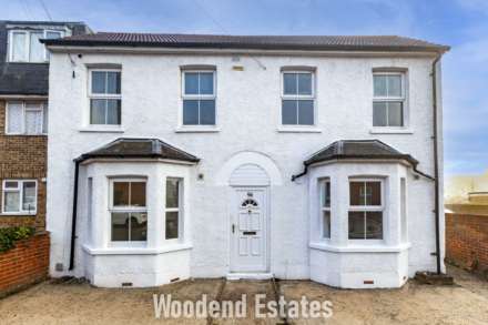 The Crescent, Slough, Image 2