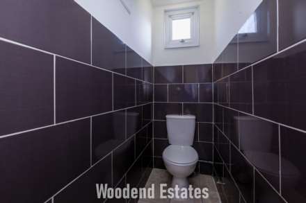 The Crescent, Slough, Image 21