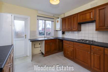 The Crescent, Slough, Image 22