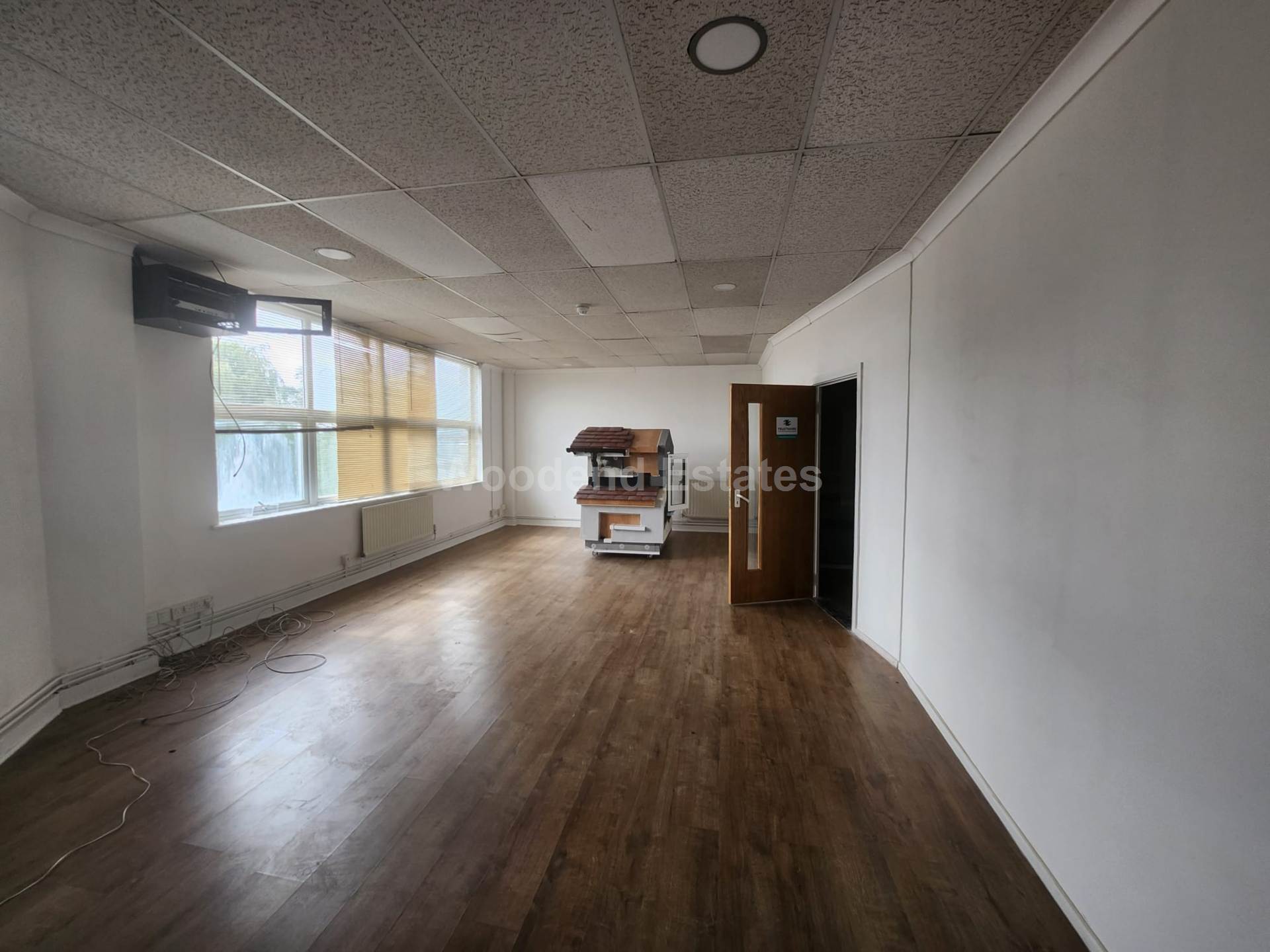 Unit 18  Arundel Road, Uxbridge, Image 4