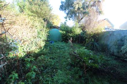 Beaulieu Close, Hounslow, Image 7