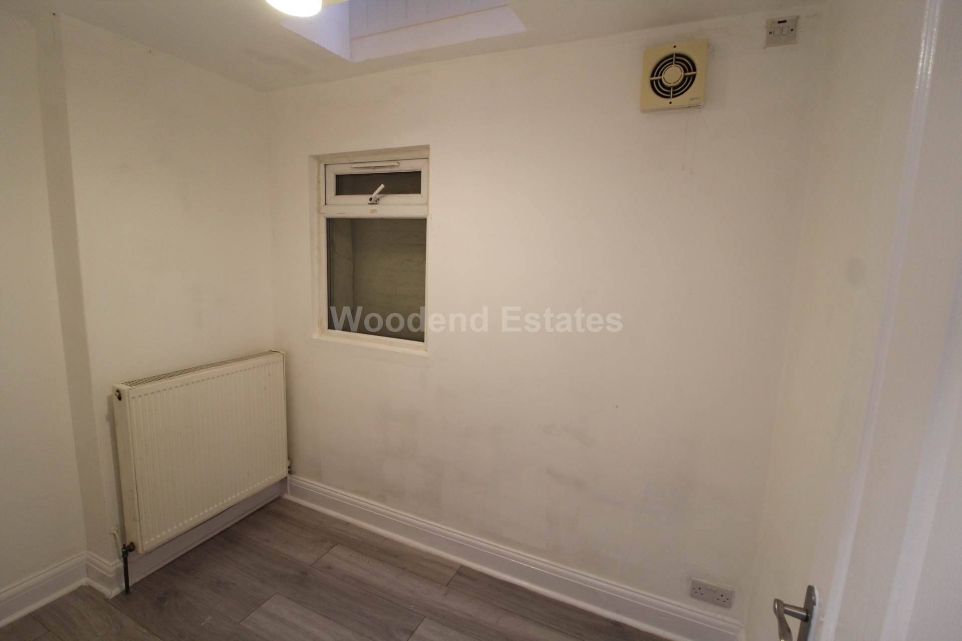 Green Drive, Southall, Image 6