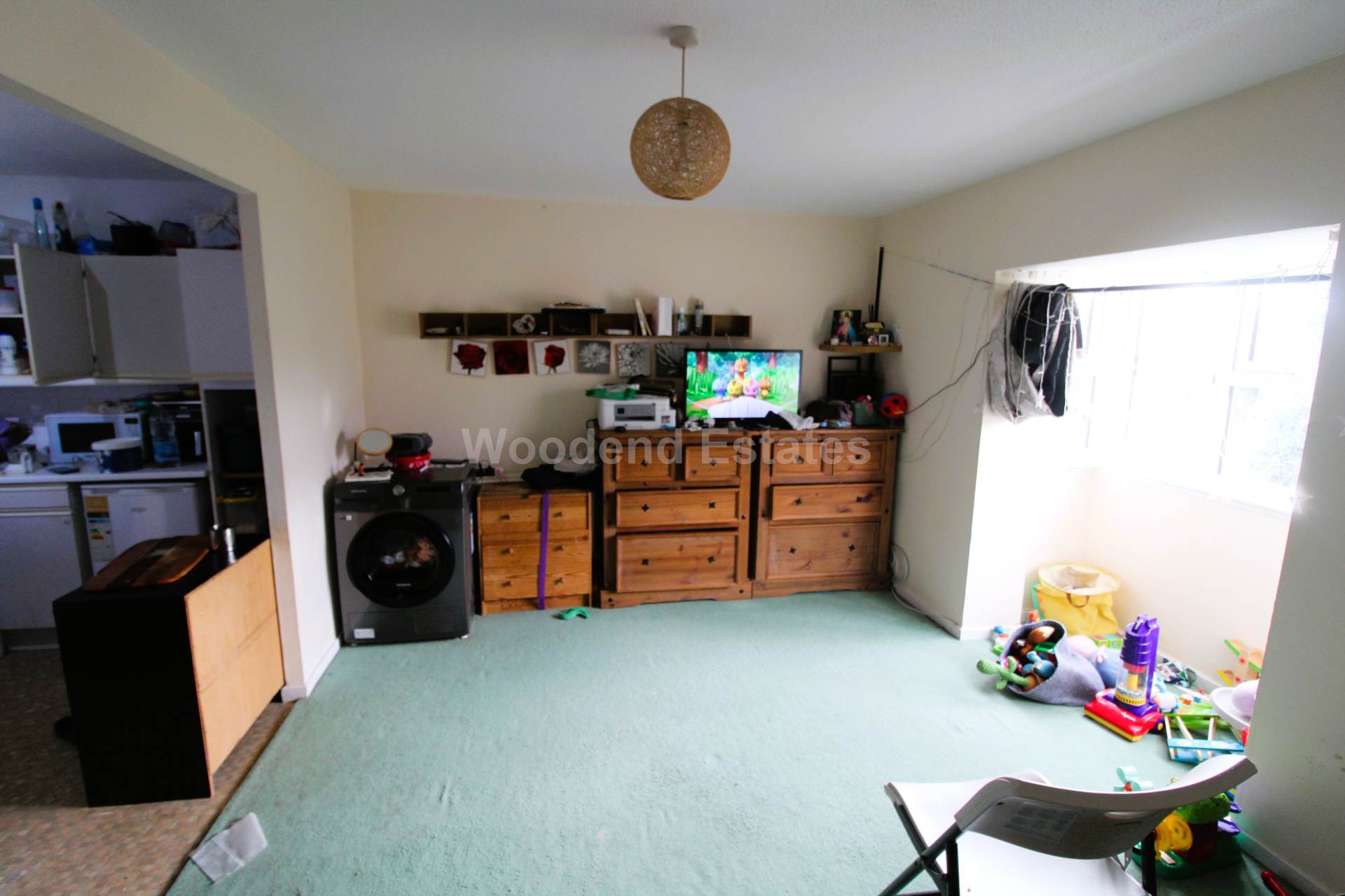 Clarkes Drive, Uxbridge, Image 1