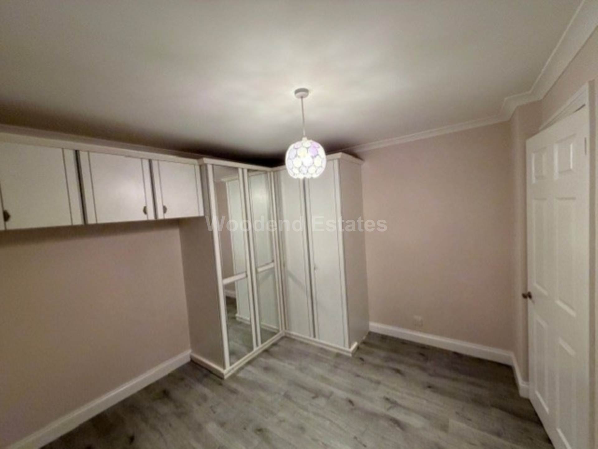 Almons Way, Slough, Image 10