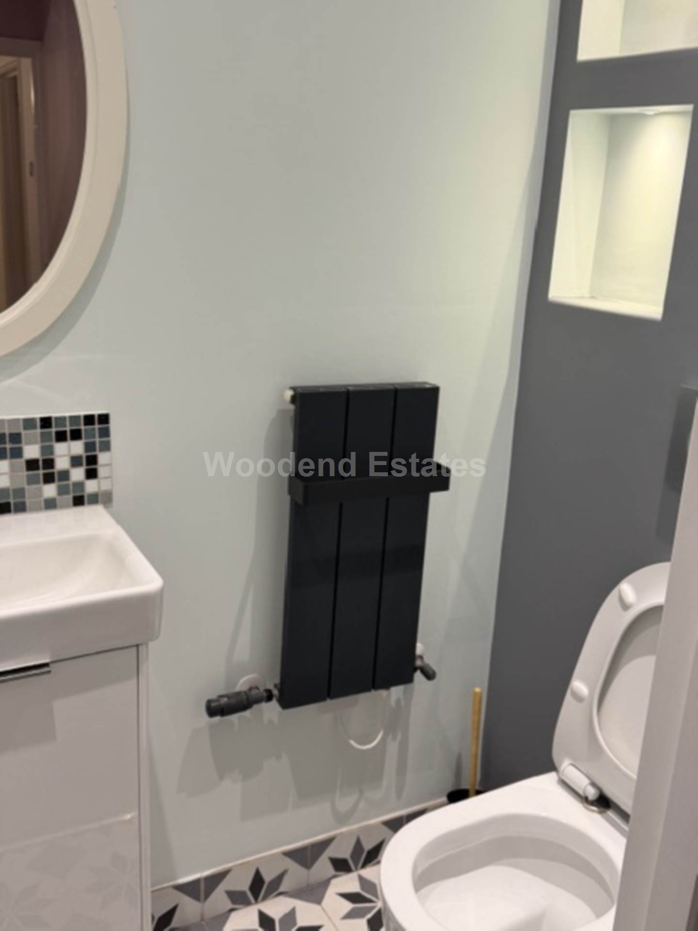 Almons Way, Slough, Image 4