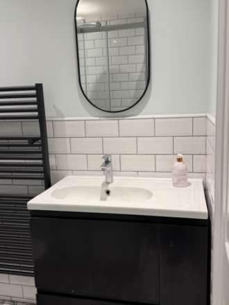 Almons Way, Slough, Image 6