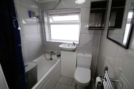 Princes Park Close, Hayes, Image 10