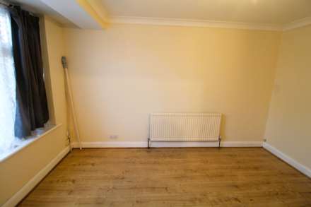 Property For Rent Royal Lane, Uxbridge
