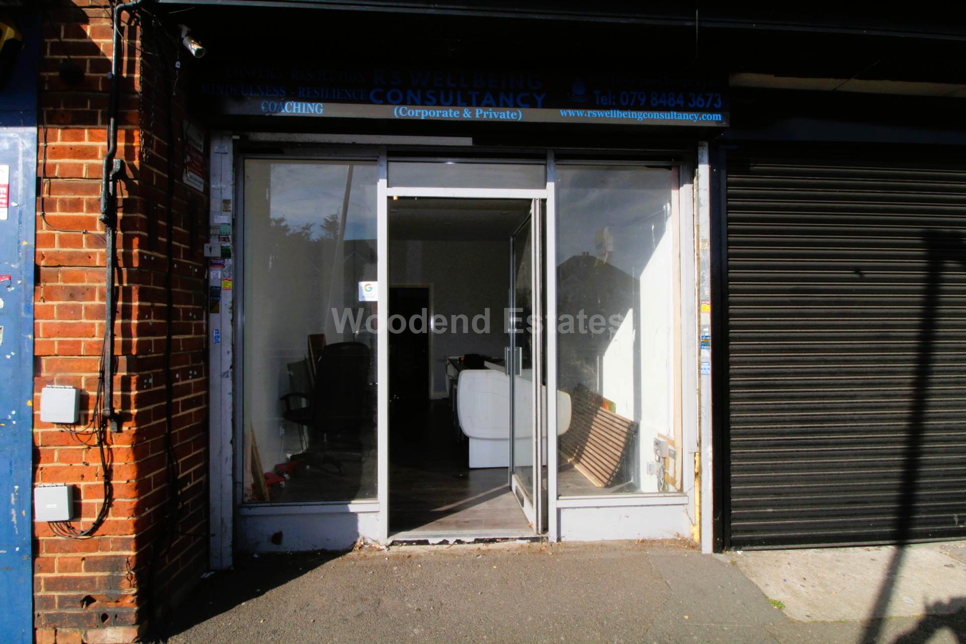 Shop        Uxbridge Road, Hayes, Image 1