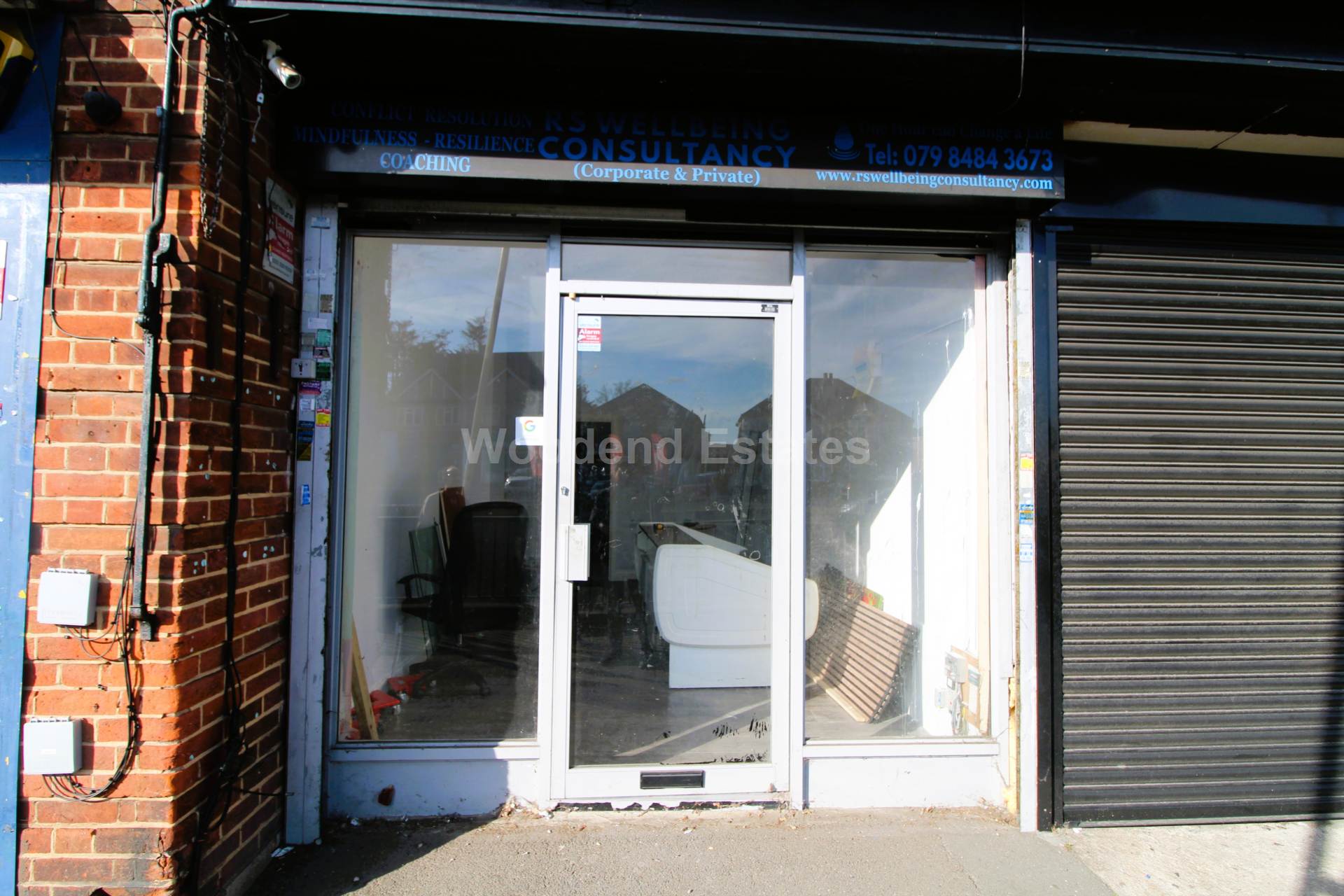 Shop        Uxbridge Road, Hayes, Image 4