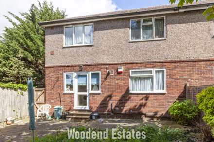 Fulham Close, Uxbridge, Image 17