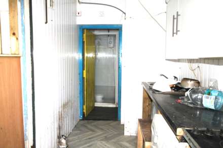 Shop        Uxbridge Road, Hayes, Image 3