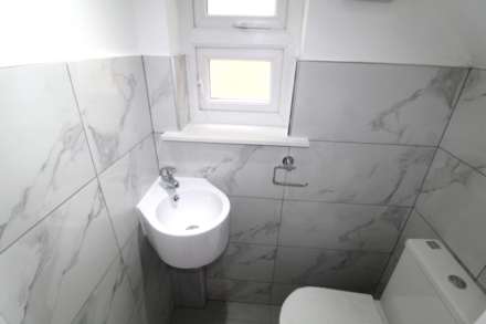 Parkfield Avenue, Uxbridge, Image 11