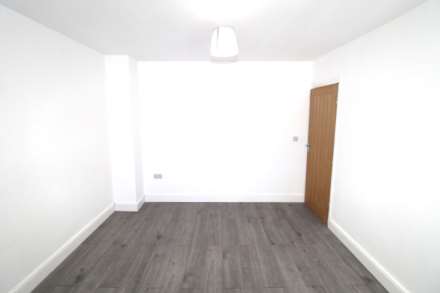 Shakespeare Avenue, Hayes, Image 1