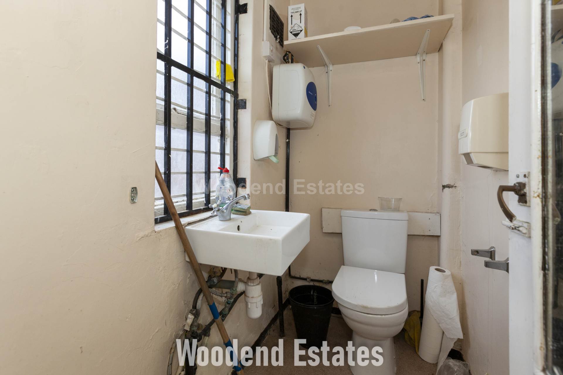 Mulberry Parade, West Drayton, Image 10
