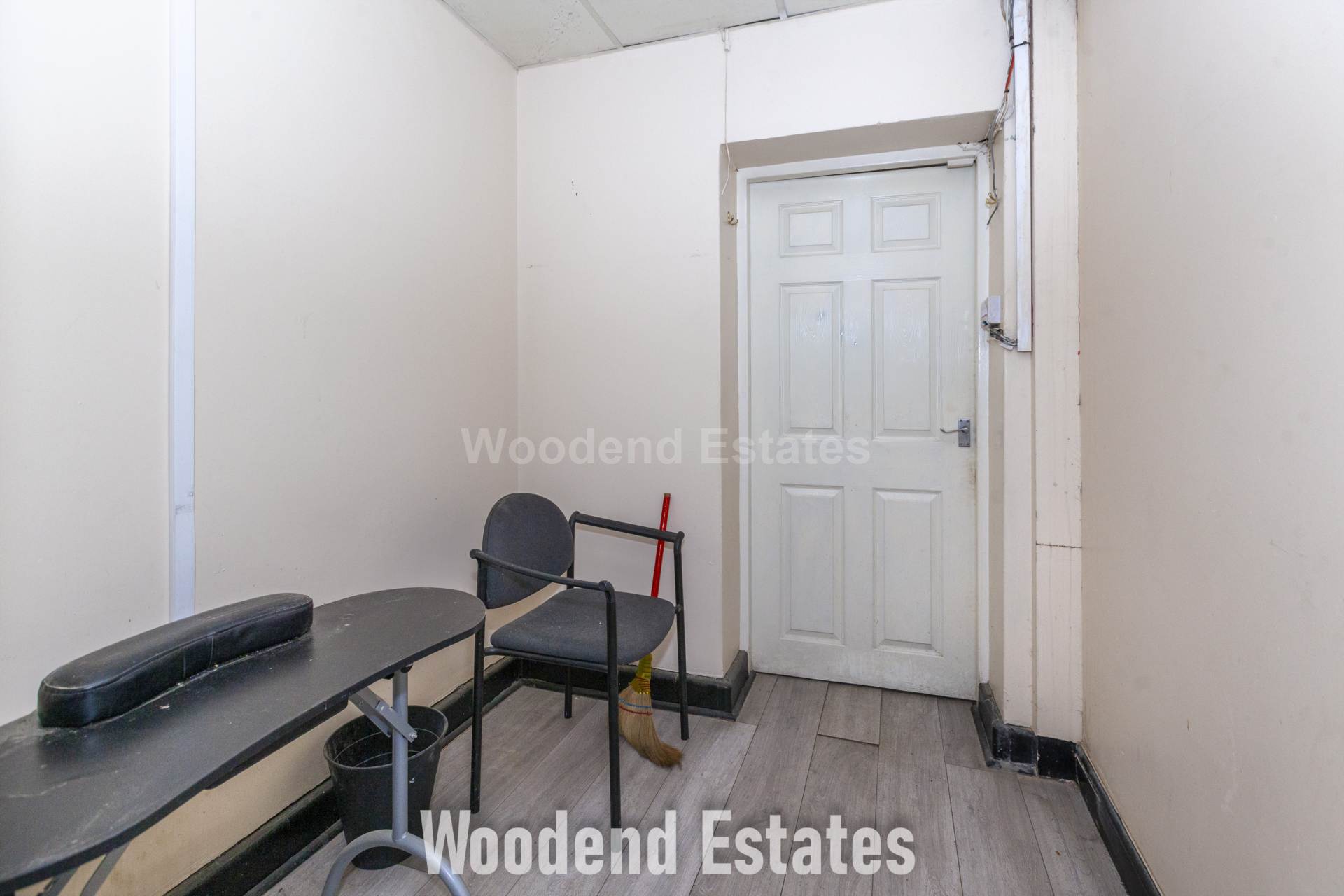 Mulberry Parade, West Drayton, Image 12