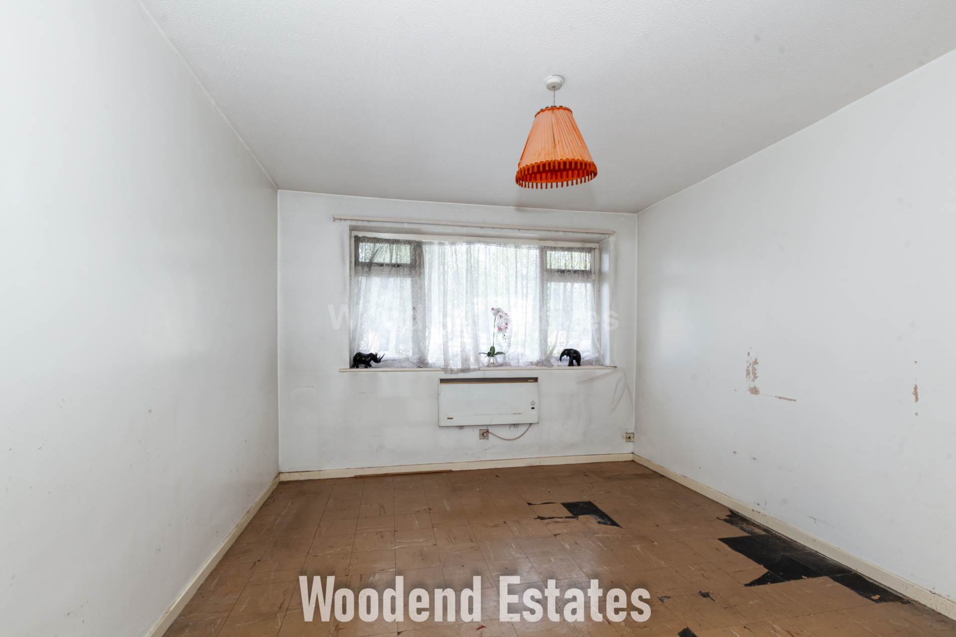 Towers Court, Uxbridge, Image 17