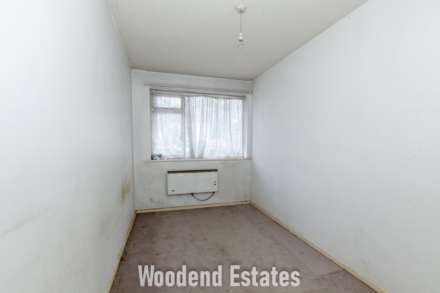 Towers Court, Uxbridge, Image 19