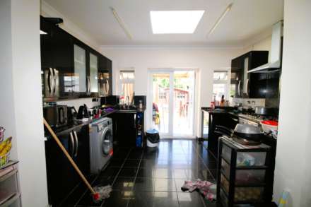 Leonard Road, Southall, Image 2