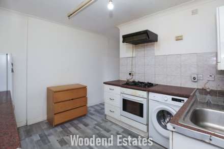 Central Avenue, Hayes, Image 13