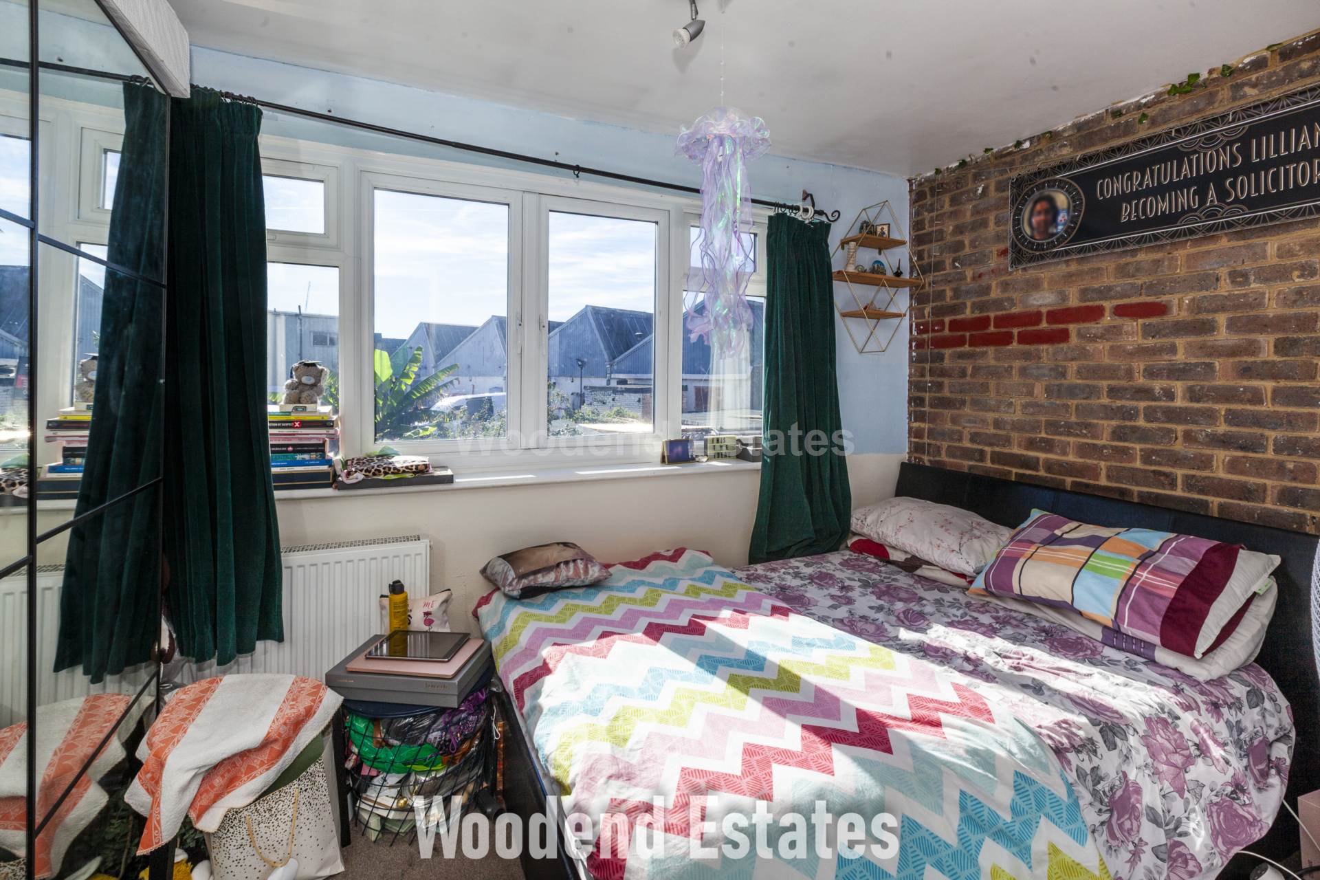 Golden Crescent, Hayes, Image 16