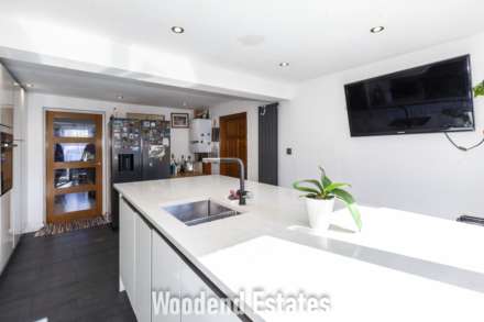 Golden Crescent, Hayes, Image 12