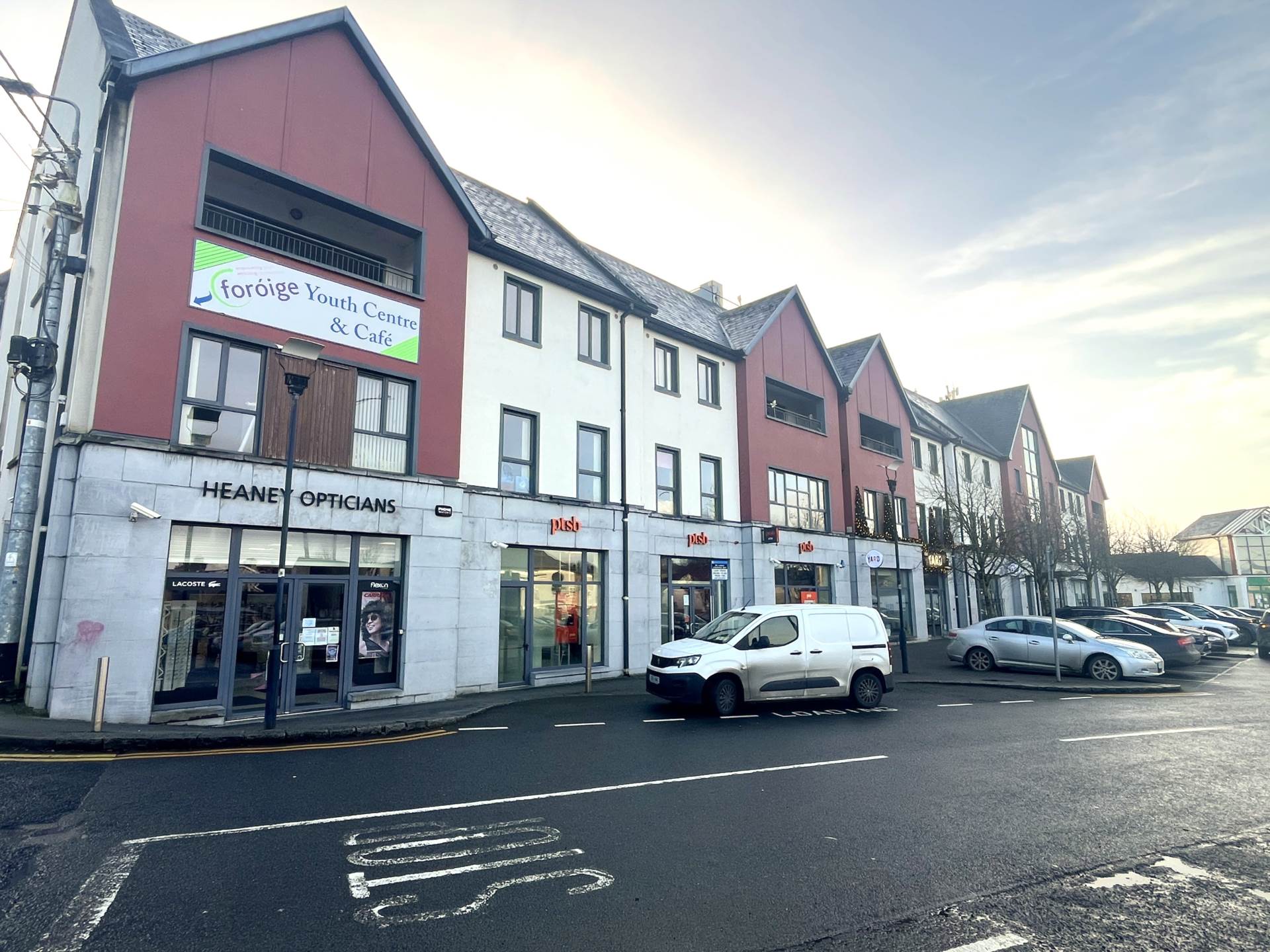 Market Court, Newcastle West