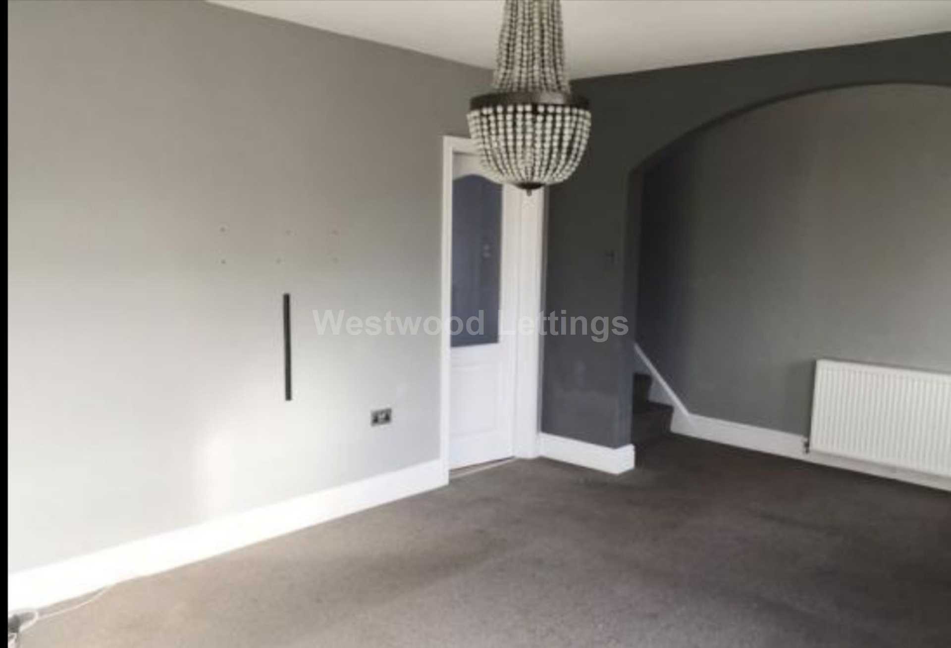 Queens Avenue, Macclesfield, Image 2