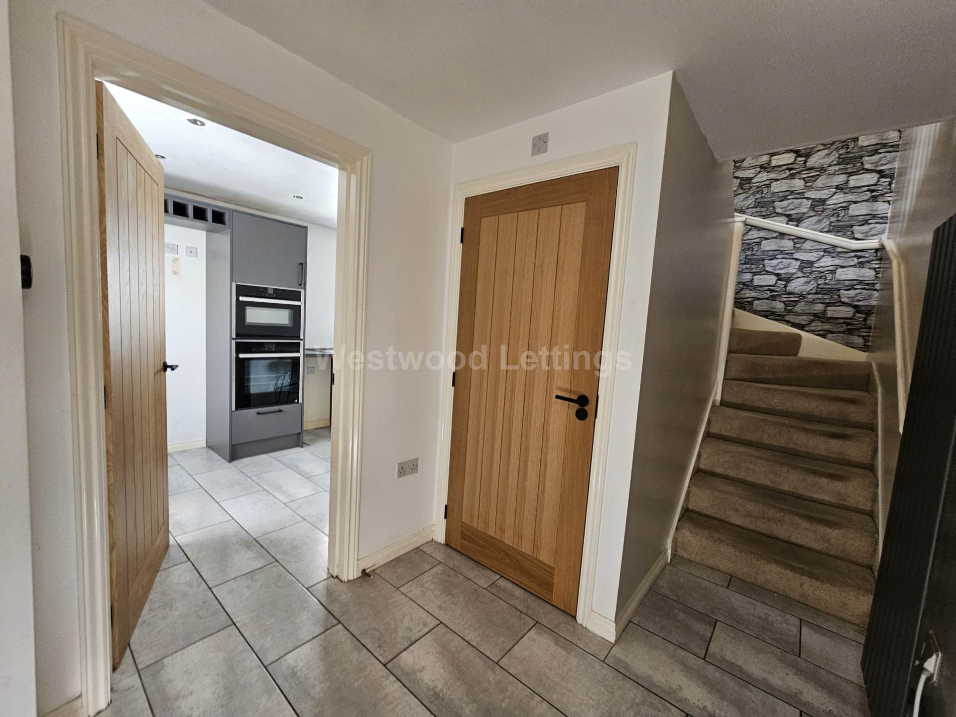 Bullhurst Close, Norton Heights, Image 2
