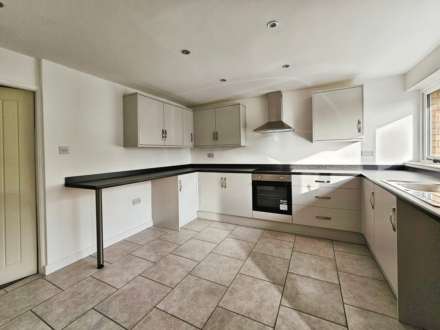 Wallbridge Drive, Leek, Image 2