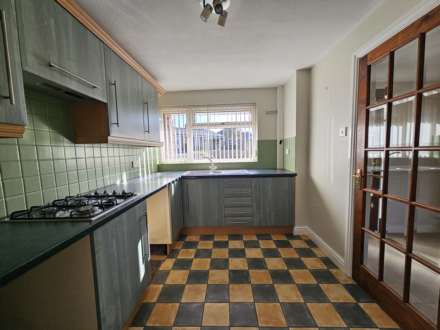 Hawksworth Close, Leek, Image 3
