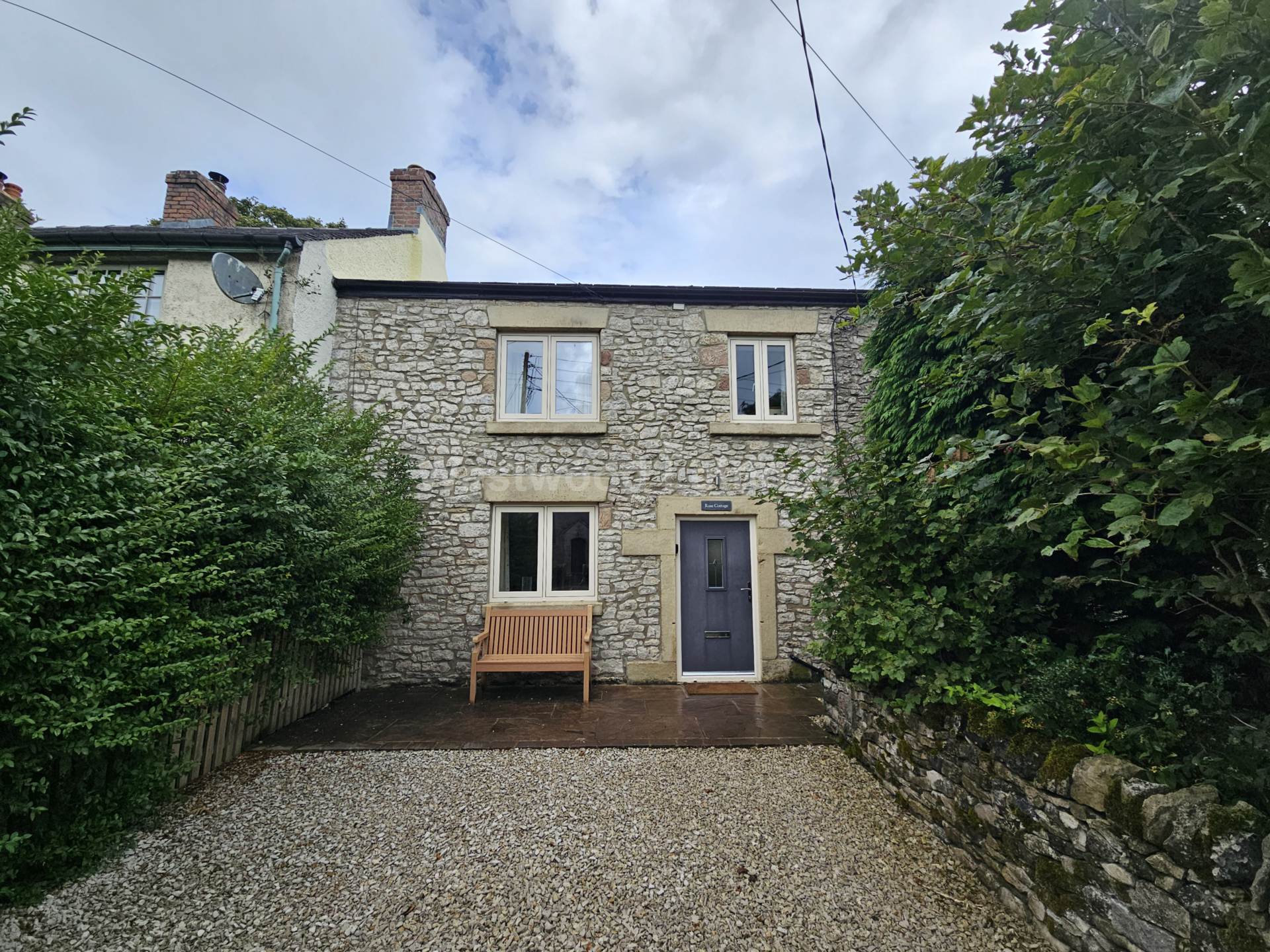 Earl Sterndale, Buxton, Image 1