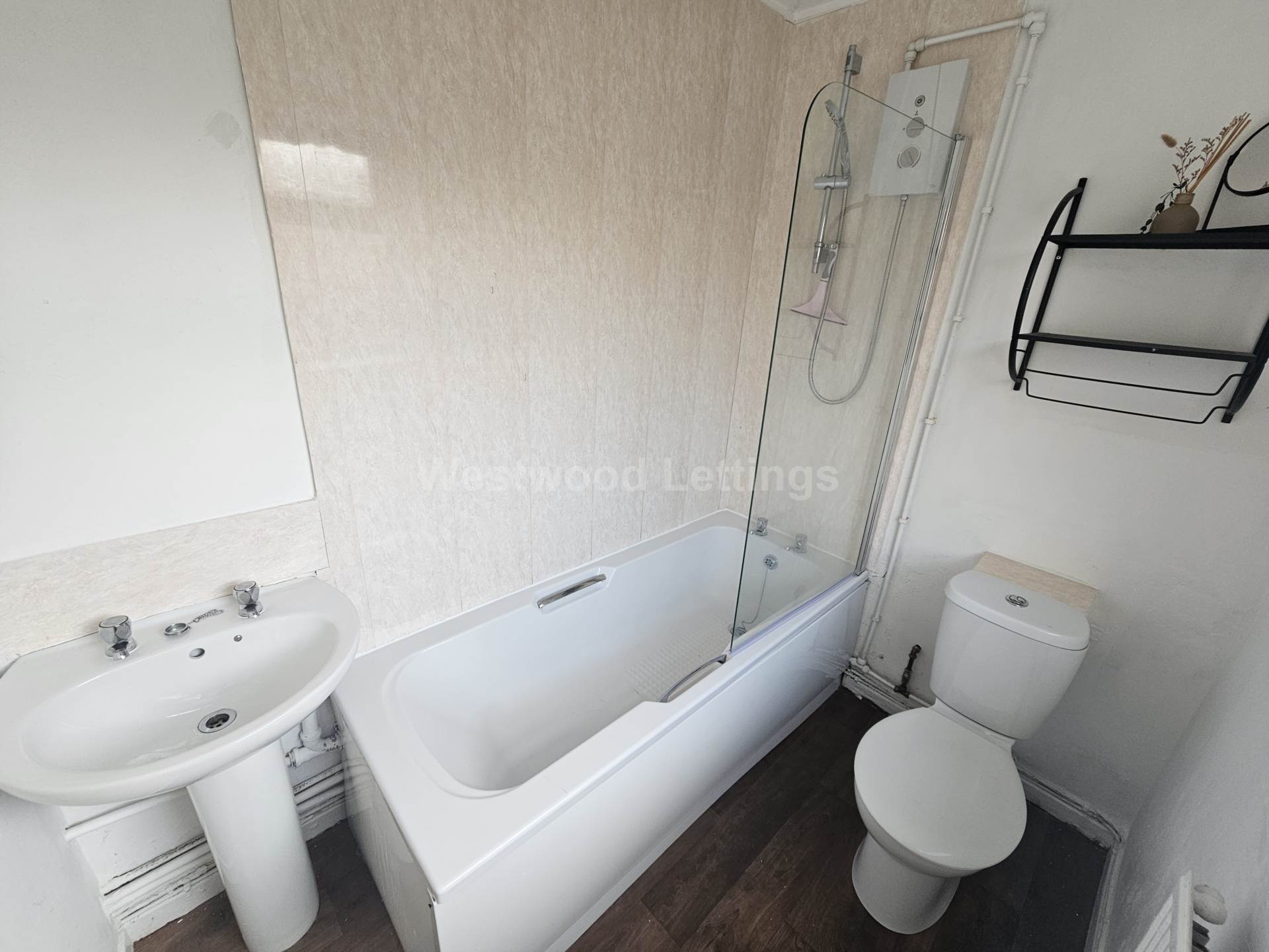 Belle Vue, Leek, Image 7