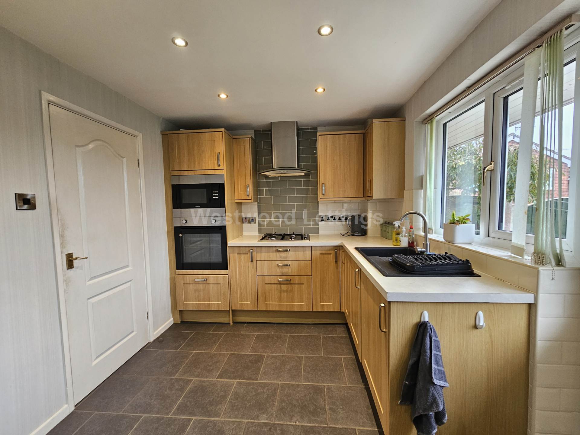 Cranford Way, Bucknall, Image 4