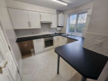 Windsor Court, Sunny Bank, Burslem, Image 5