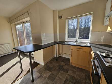 Wessex Court, Sunny Bank, Burslem, Image 3