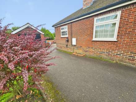 High Lane, Brown Edge, Image 15