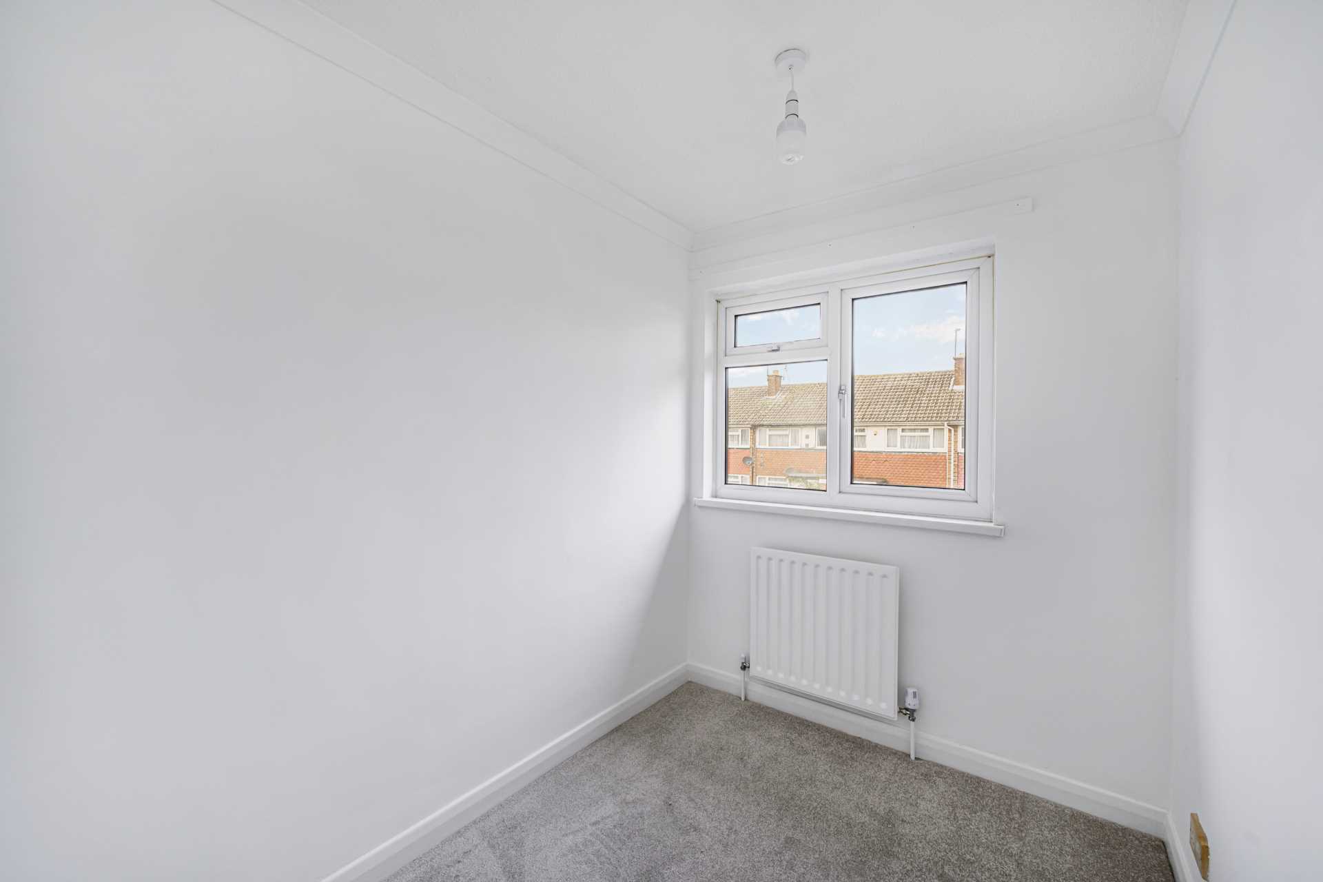 Guernsey Close, Heston, Image 11