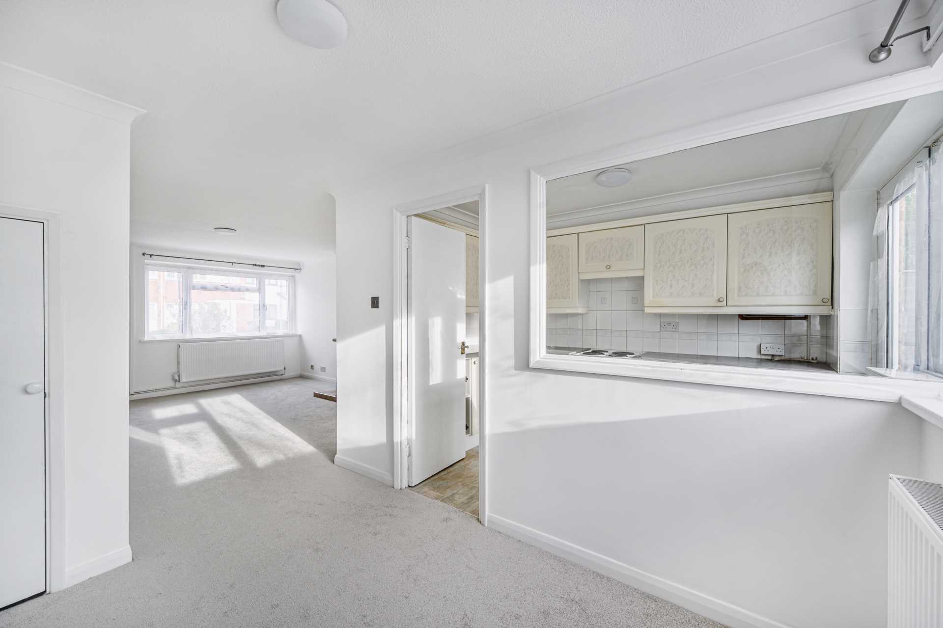 Guernsey Close, Heston, Image 8