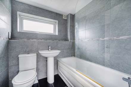 Guernsey Close, Heston, Image 12