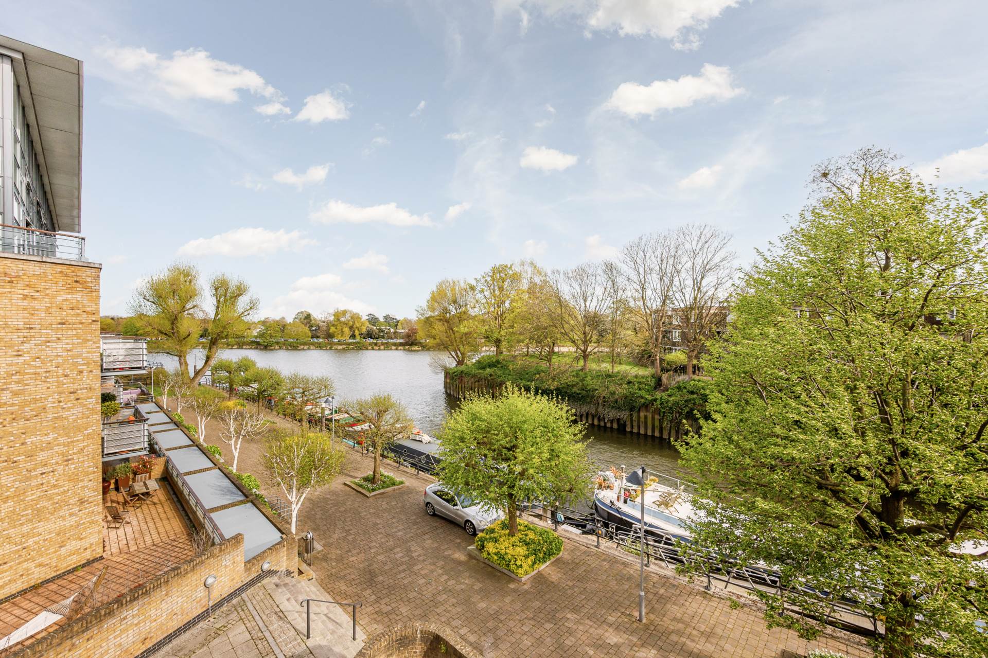 Point Wharf Lane, Brentford, Image 1