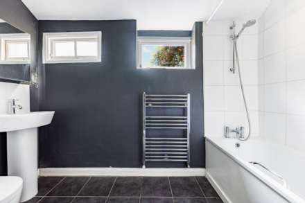 Windmill Road, Brentford, Image 10