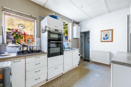 Windmill Road, Brentford, Image 5
