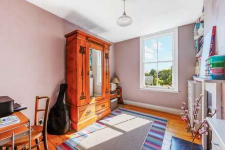 Windmill Road, Brentford, Image 9