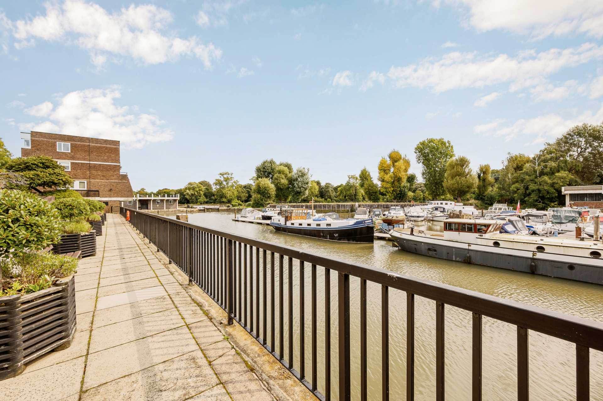 Otho Court, Brentford Dock, Image 6