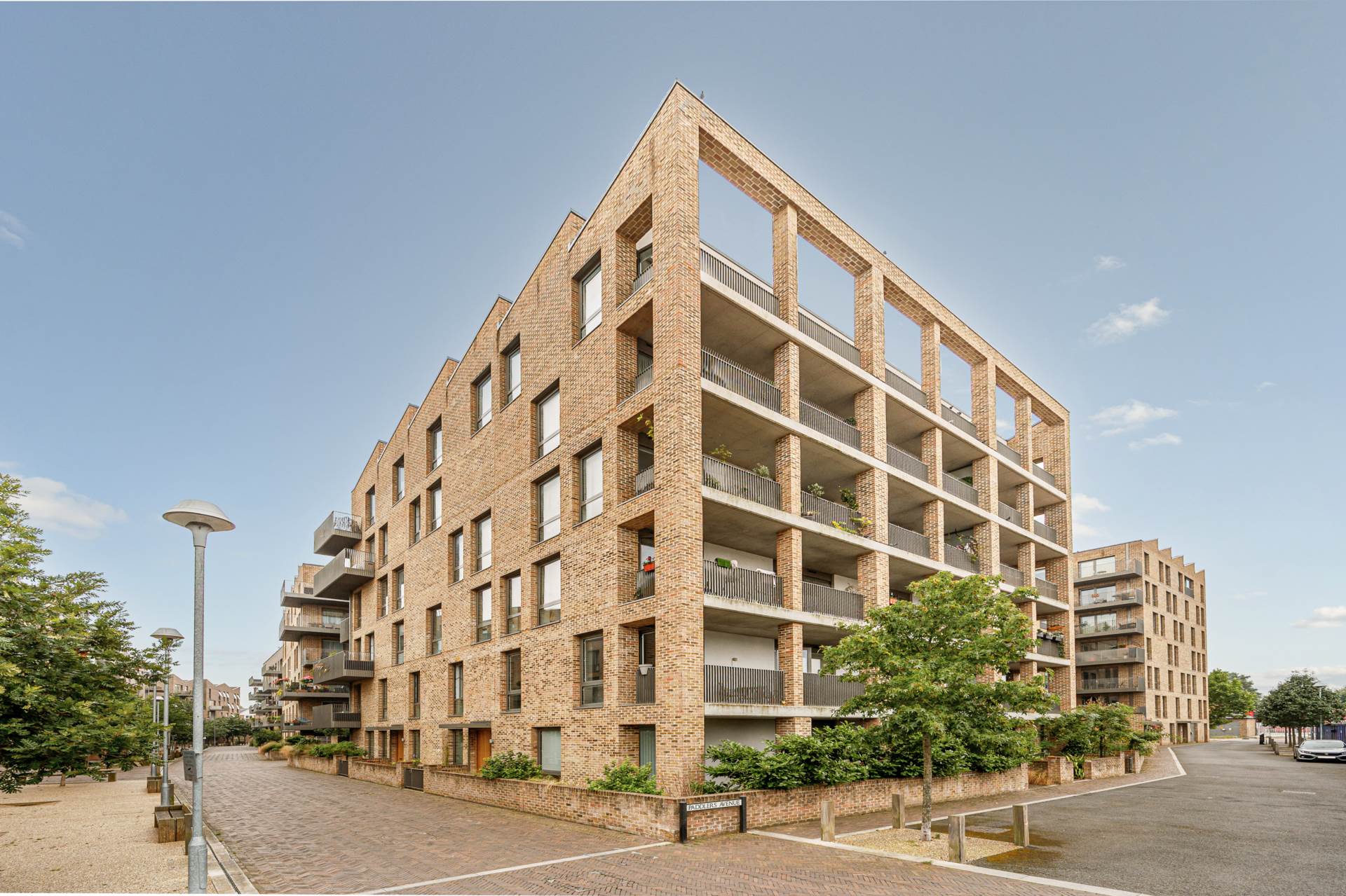Isambard Court, Brentford Lock West, Brentford, Image 1