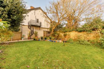 Brent Road, Brentford, Image 10