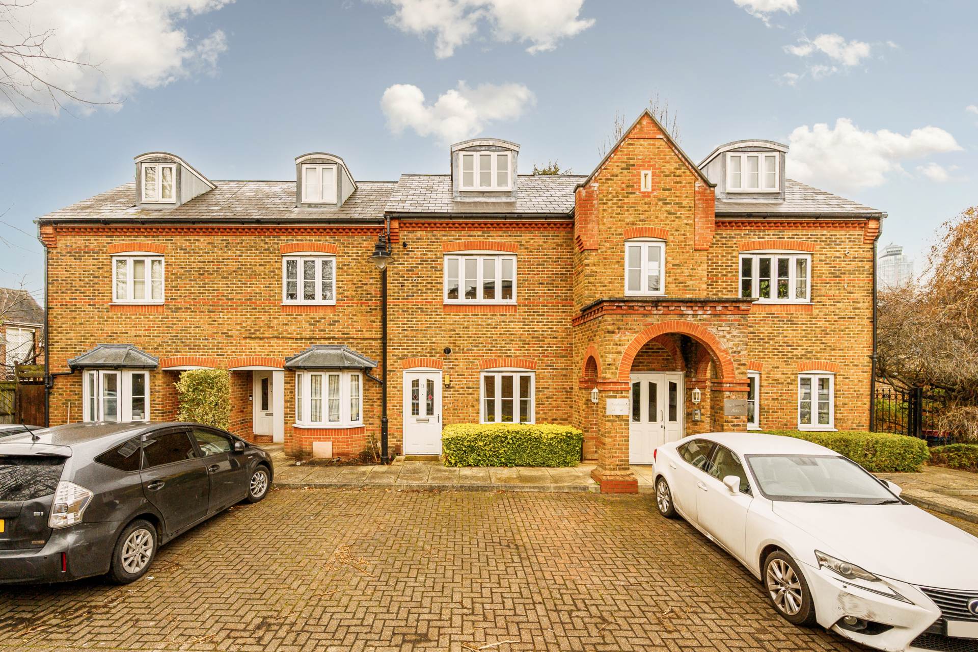 Kingsleigh Close, Brentford, Image 1