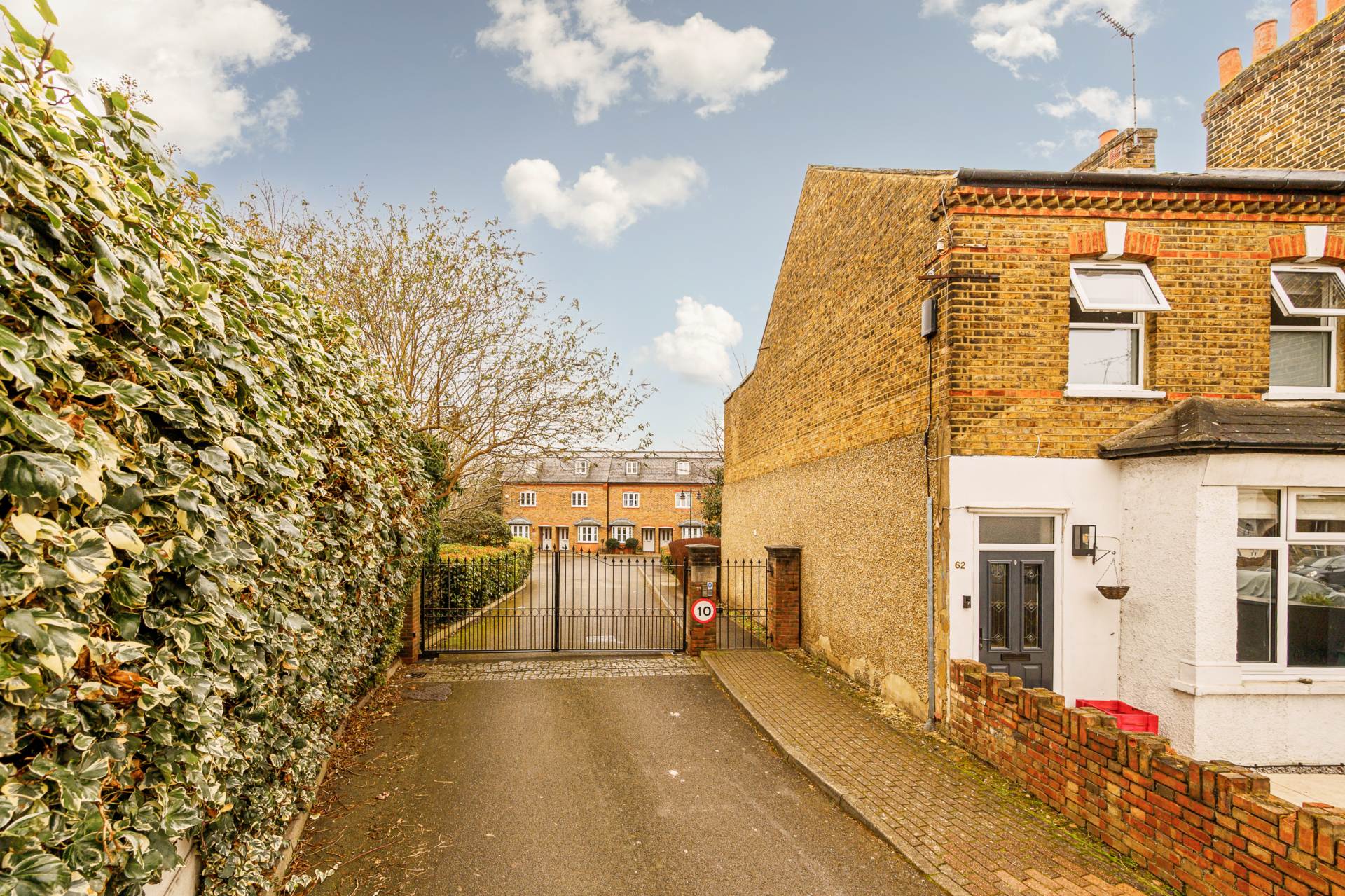 Kingsleigh Close, Brentford, Image 11