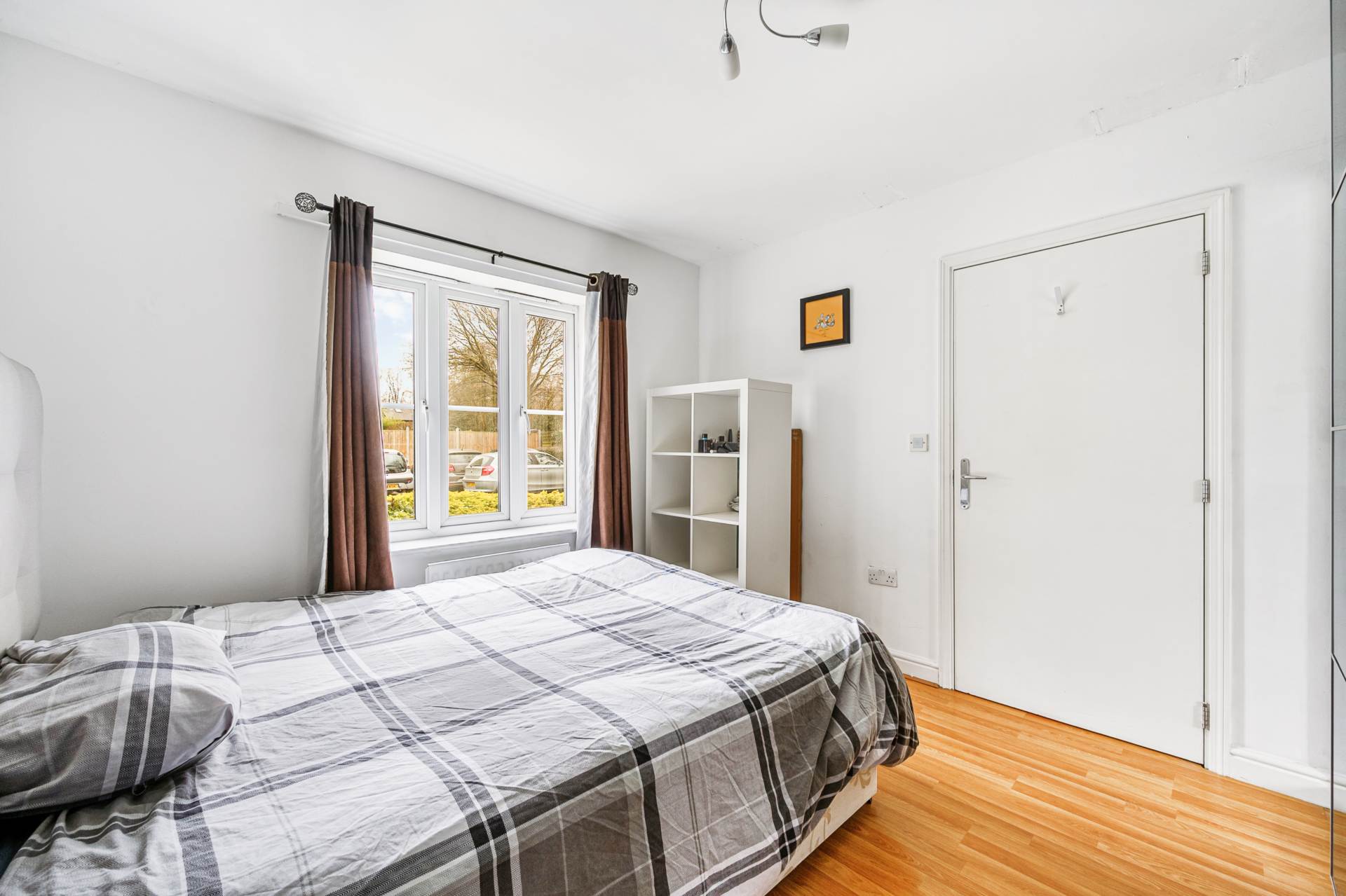 Kingsleigh Close, Brentford, Image 8